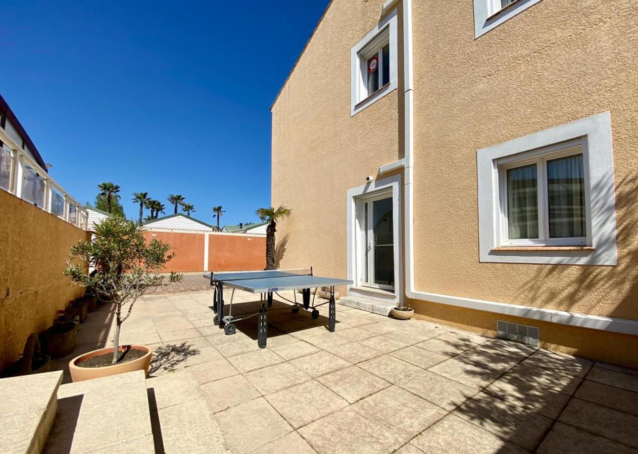Hotel Myriam Vias Plage Exterior foto