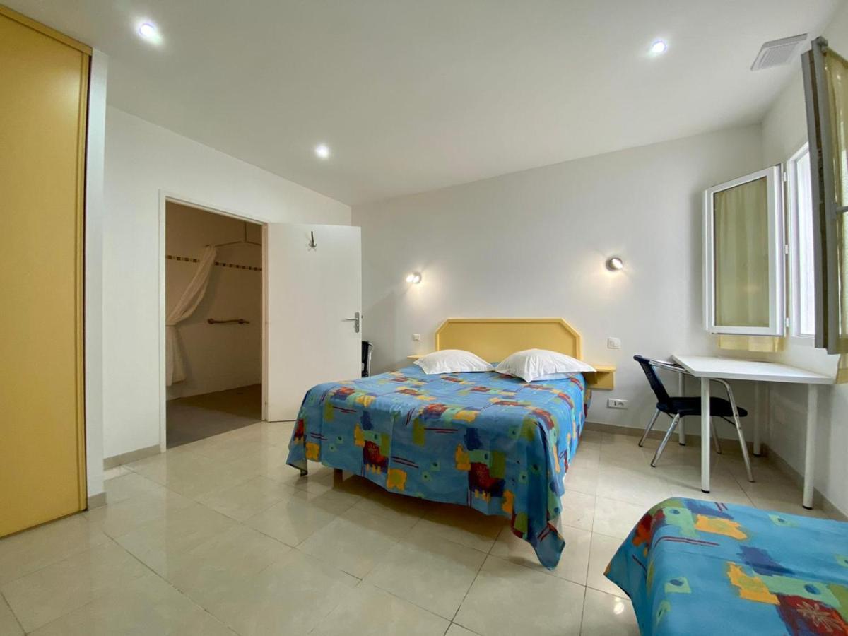Hotel Myriam Vias Plage Exterior foto